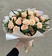 Букет Кремовые розы Латте в Дружинино