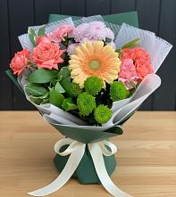 Букет цветов из:  Гвоздики, Розы, Герберы и Хризантемы в Дружинино