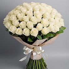 Букет 101 беля роза Белоснежка в Дружинино