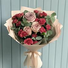 Букет цветов из:  Гвоздики и Розы в Дружинино
